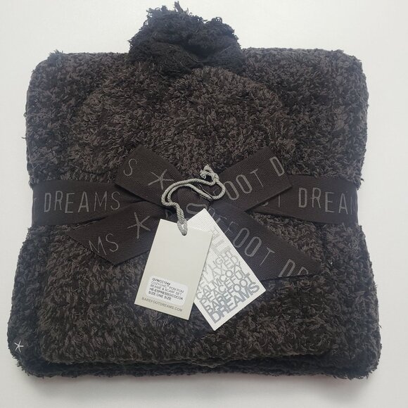 Barefoot Dreams Pom Pom Beanie & Scarf Set Espresso/Cocoa One Size Winter Gift - Picture 13 of 16